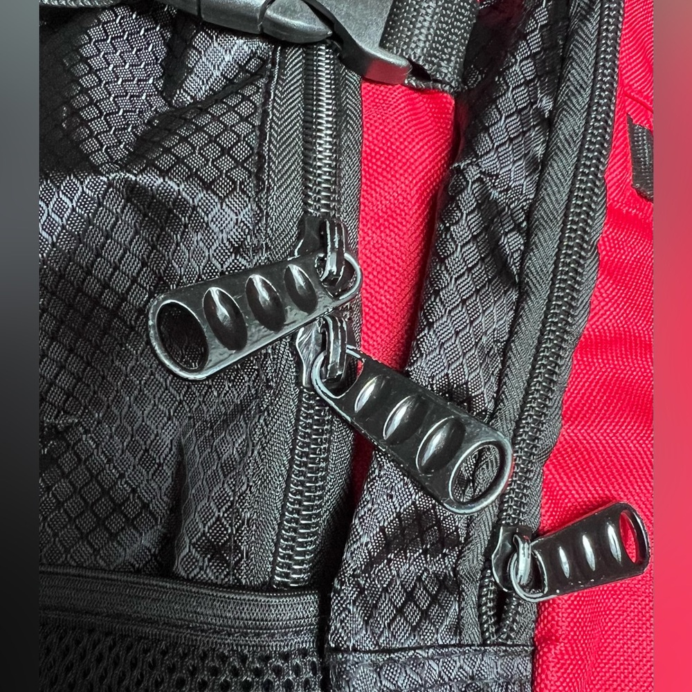 Cincinnati Reds Backpack - Picture 8 of 11